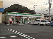 ファミリーマート／永犬丸店 (531m)