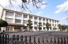 周辺：直方市立感田小学校(1、300m)