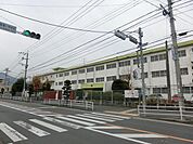 木屋瀬小学校(760m)