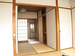 居間