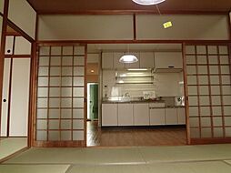 居間