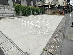 6 / 12