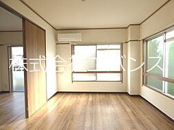 居間