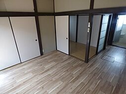 居間