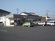 コンビニ「セブンイレブン江南今市場町店まで910m」