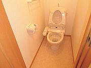 清潔感のあるトイレです。