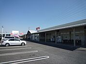 スーパー「西友まで570m」