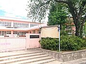 幼稚園、保育園「江南市立布袋西保育園まで626m」