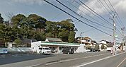 ファミリーマート 八幡本城東店（566m）