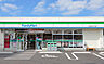 周辺：ファミリーマート 八幡学研台店（889m）
