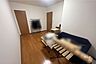 子供部屋：西側洋室6.4帖、寝室としても子供部屋としても十分な広さです。