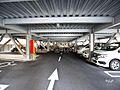 駐車場は平面自...