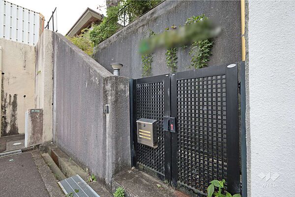 玄関を拡大表示