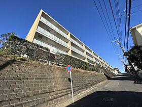 神奈川県川崎市宮前区鷺沼3丁目（賃貸マンション3LDK・1階・87.25㎡） その1