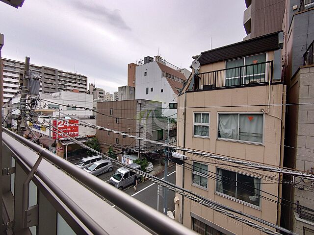バルコニー
