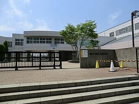 千葉市立金沢小学校 徒歩9分。 700m