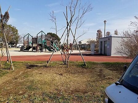 勝田台中央公園 徒歩11分。 860m