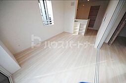 Ｅｃｌａｔ西大宮 3階1LDKのリビング/ダイニング