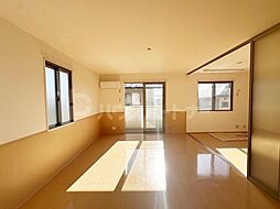 JR埼京線 北与野駅 徒歩38分の賃貸アパート 2階2LDKのリビング/ダイニング