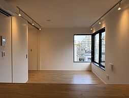 ｔｒｉａｓ185 4階2LDKのリビング/ダイニング