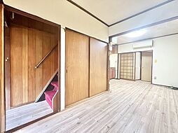 居間