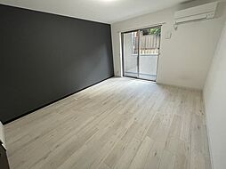 ポルトボヌール 203 1階1Kのリビング/ダイニング