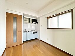 プルミエール江坂 607 6階1DKのリビング/ダイニング