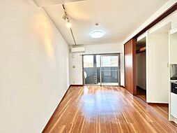 フォレステージュ江坂公園 710 7階ワンルームのリビング/ダイニング