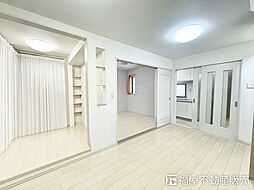 狛江市中和泉5丁目 4SLDKのリビング/ダイニング