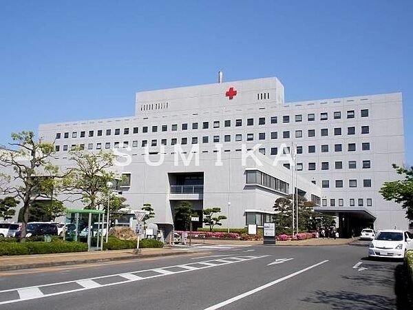 画像25:総合病院岡山赤十字病院 790m