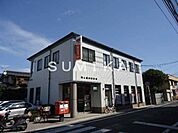 岡山奥田郵便局 797m