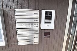 4 / 13