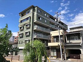 岡山県岡山市中区古京町1丁目（賃貸マンション1LDK・2階・46.74㎡） その1