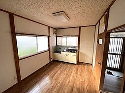 居間