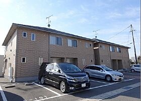 ファミーユ・ビボ　E  ｜ 岡山県岡山市中区今在家（賃貸アパート1LDK・1階・46.16㎡） その1