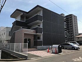 ピア伊福町  ｜ 岡山県岡山市北区伊福町4丁目（賃貸マンション1K・2階・30.96㎡） その1