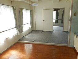 居間