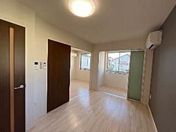 ジニアス瀬戸 2階1LDKのリビング/ダイニング