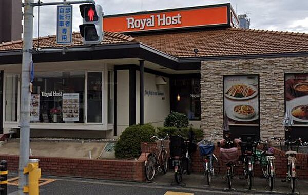 画像27:【ファミリーレストラン】ロイヤルホスト蒲生店まで437ｍ