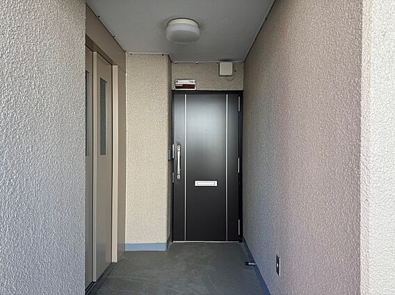 上質感漂う玄関...