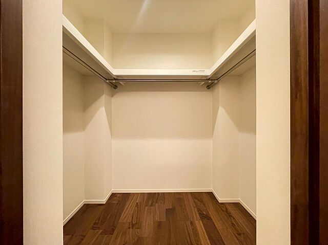 収納 ロイヤルシーズン南麻布 1階/-