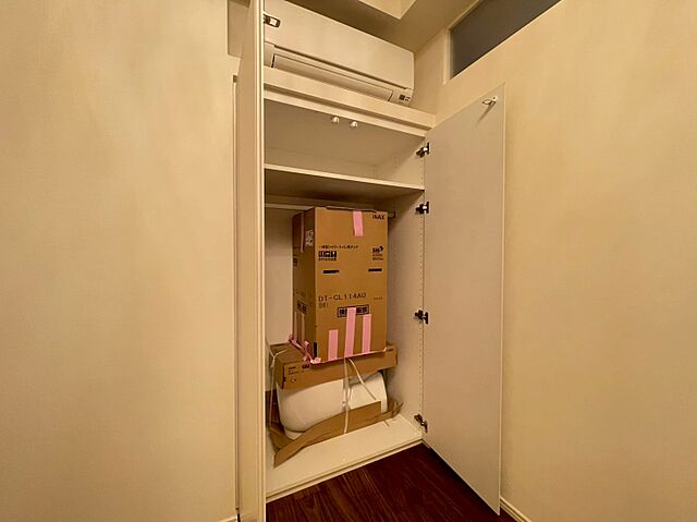 収納 ロイヤルシーズン南麻布 1階/-