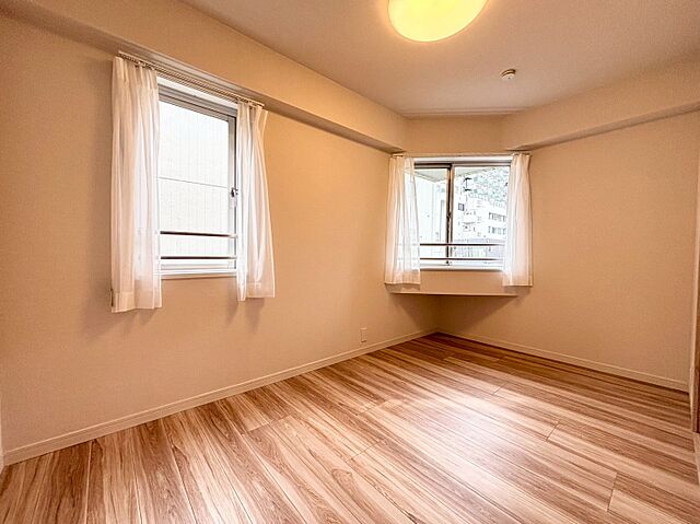 寝室 グランドメゾン戸山 3階/-