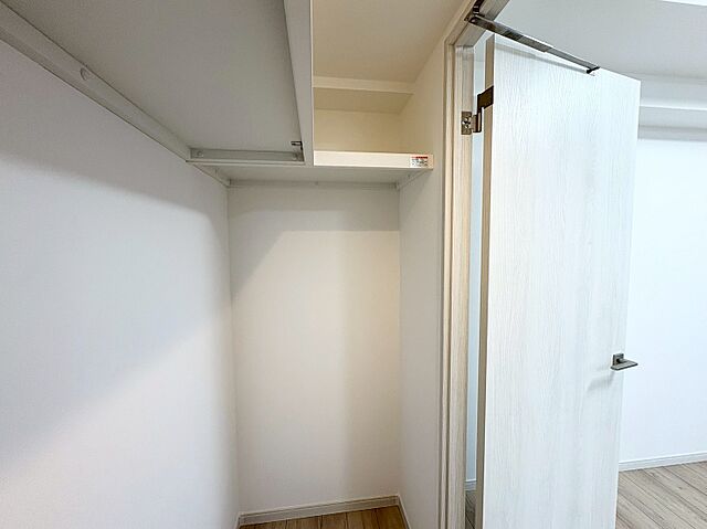 収納 プラーティノ多摩川鵜の木弐番館 3階/-