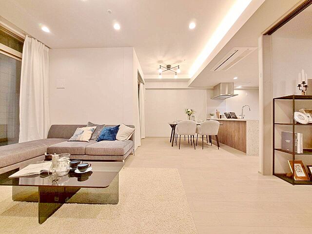 室内 ミッドガーデン赤坂氷川 1階/-