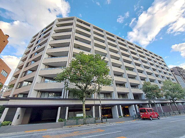 外観 マジェスティハウス新宿御苑パークナード 2階/-