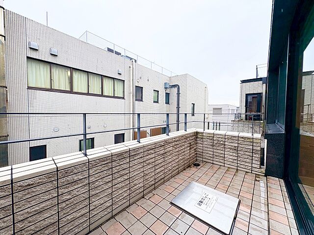 バルコニー パレ神楽坂 3階/-