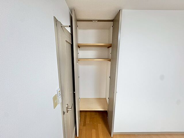 収納 ハイホーム川崎 9階/-