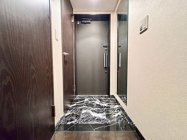 玄関 ラ・マーレ白金 3階/-