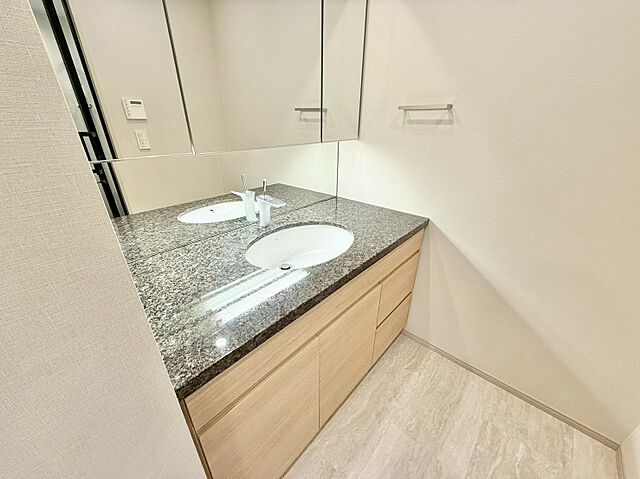 洗面 クロスエアタワー 26階/-